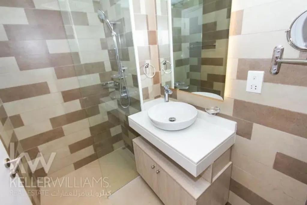 Amazing Apartment With Infinity Pool Dubai Eksteriør billede